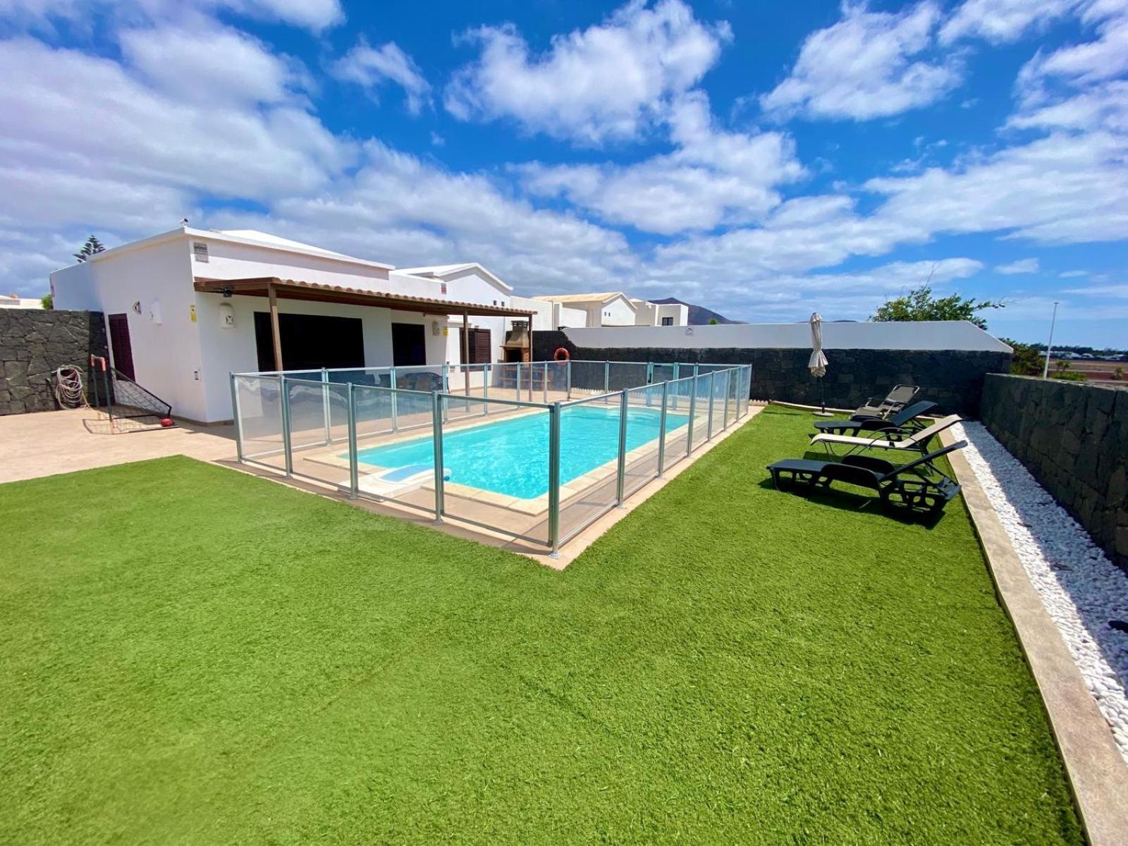 Villa Abuelo Paco - Private Heated Pool Playa Blanca  Exteriör bild